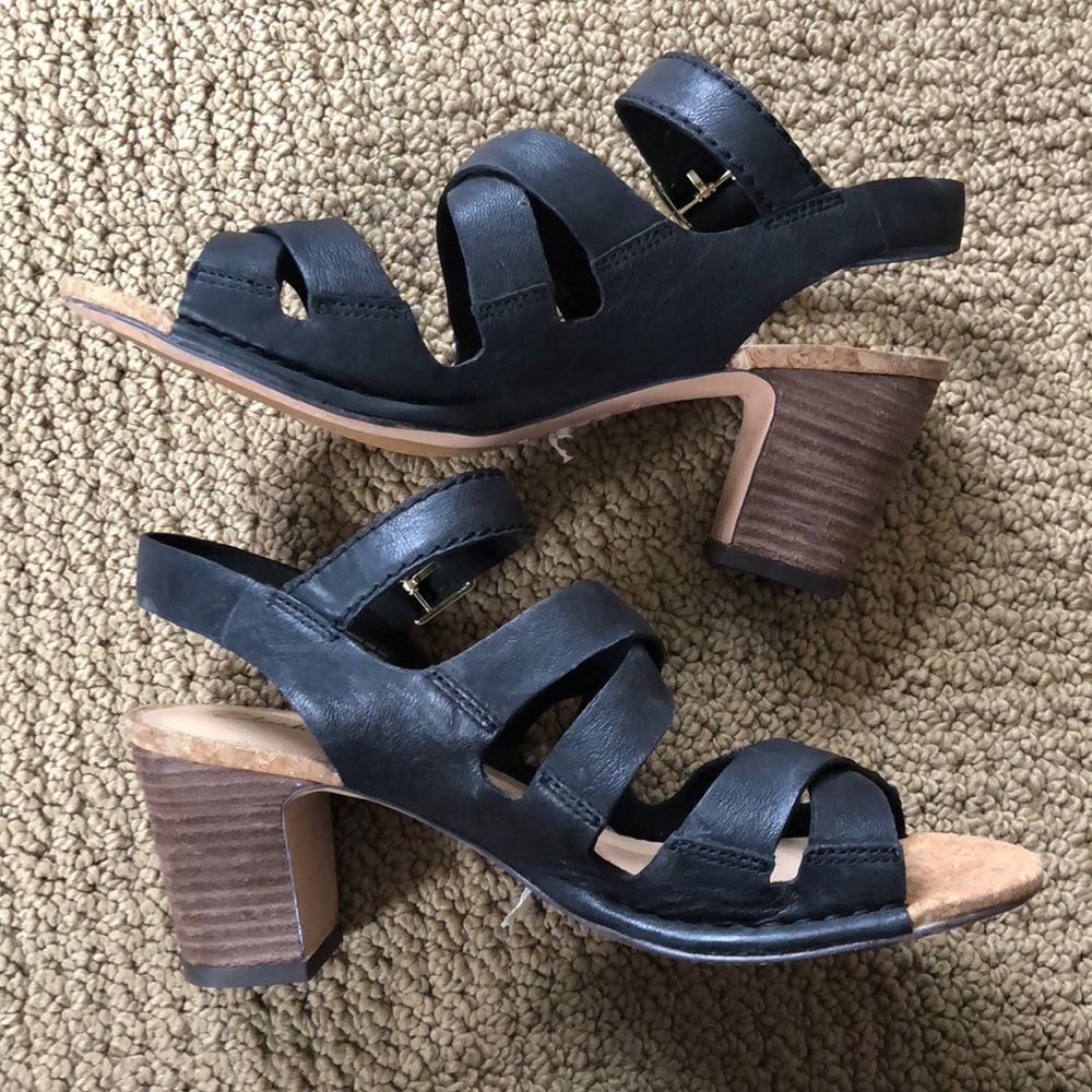 Clarks Heels - Picture 2 of 7